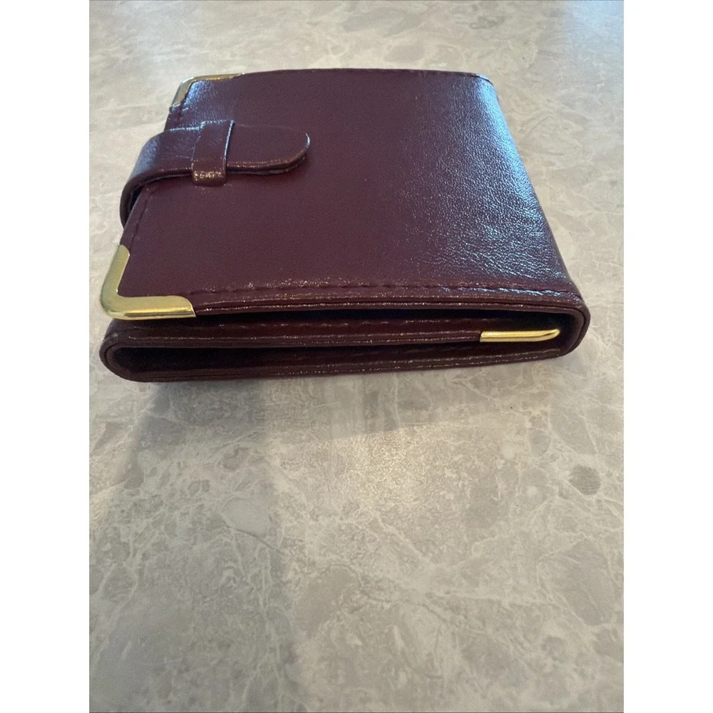 Howard Miller travel alarm